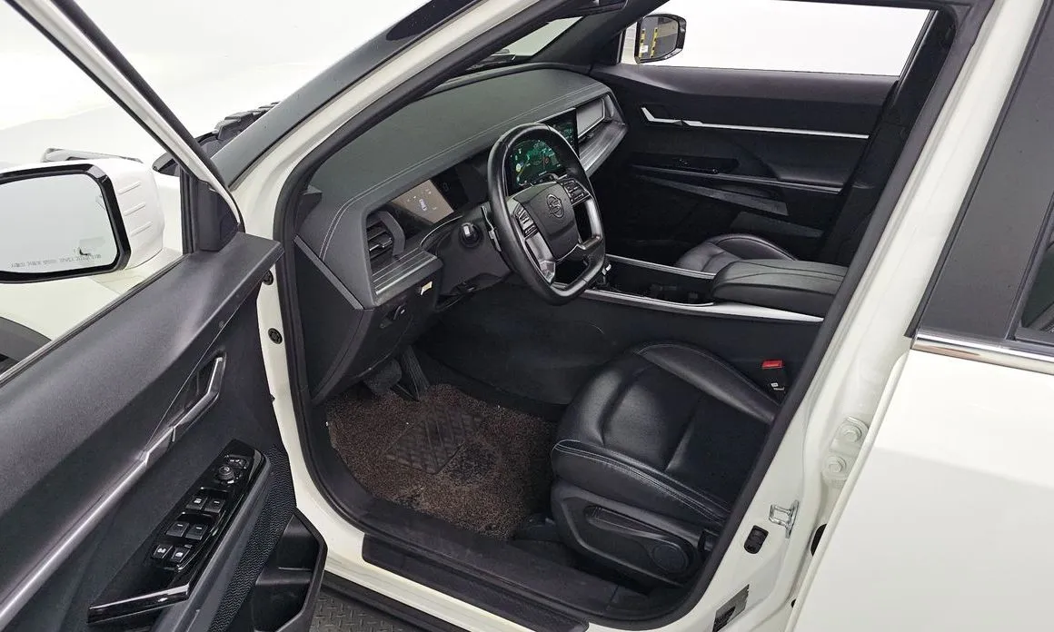 KG Mobility (Ssangyong) Torres 2023 из KR, фото 9
