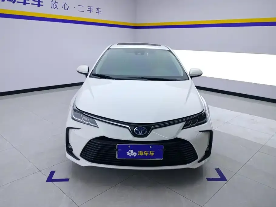 Toyota Corolla — фото 4