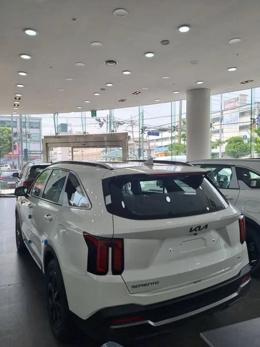 Kia Sorento — фото 10