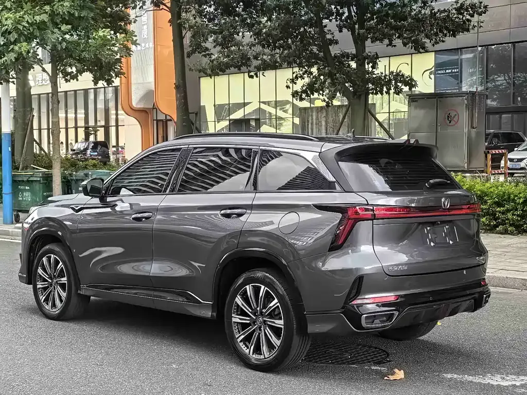 Changan CS75PLUS — фото 7