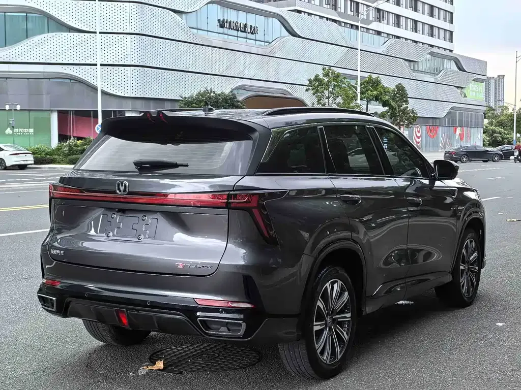Changan CS75PLUS — фото 10