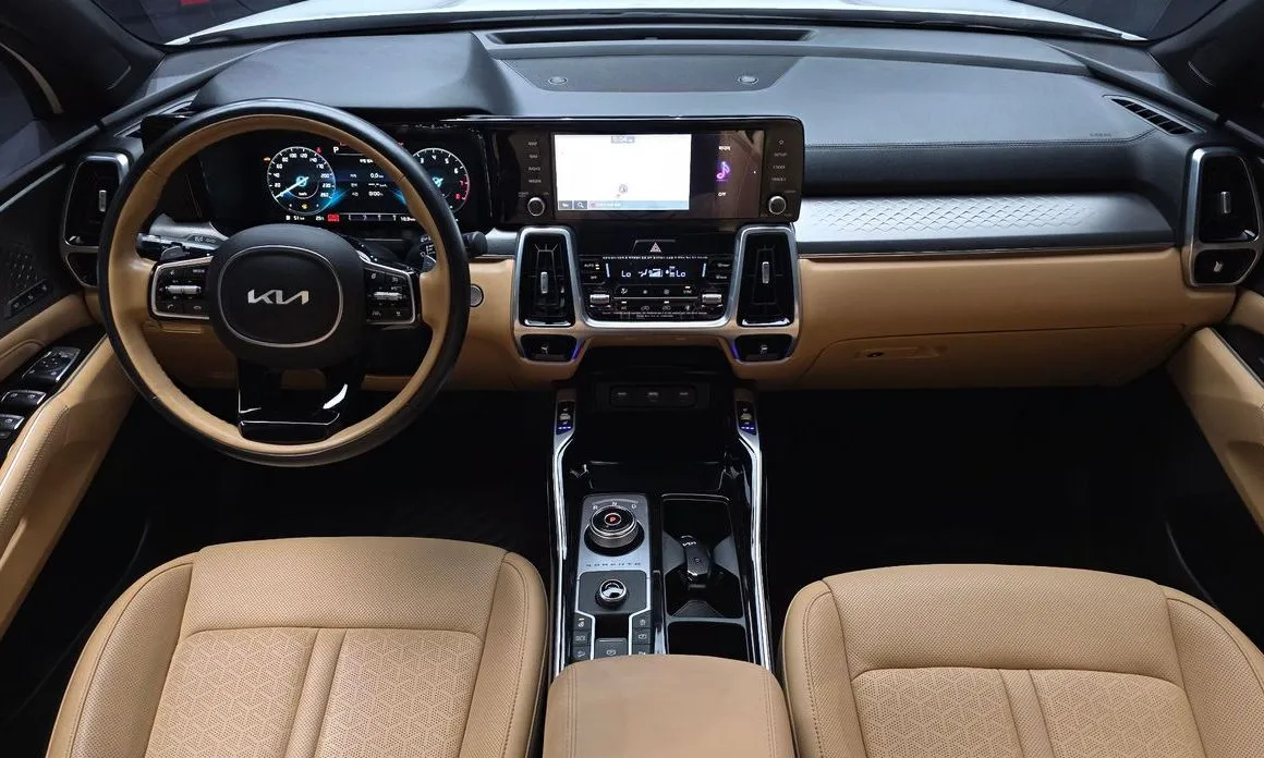 Kia Sorento — фото 10