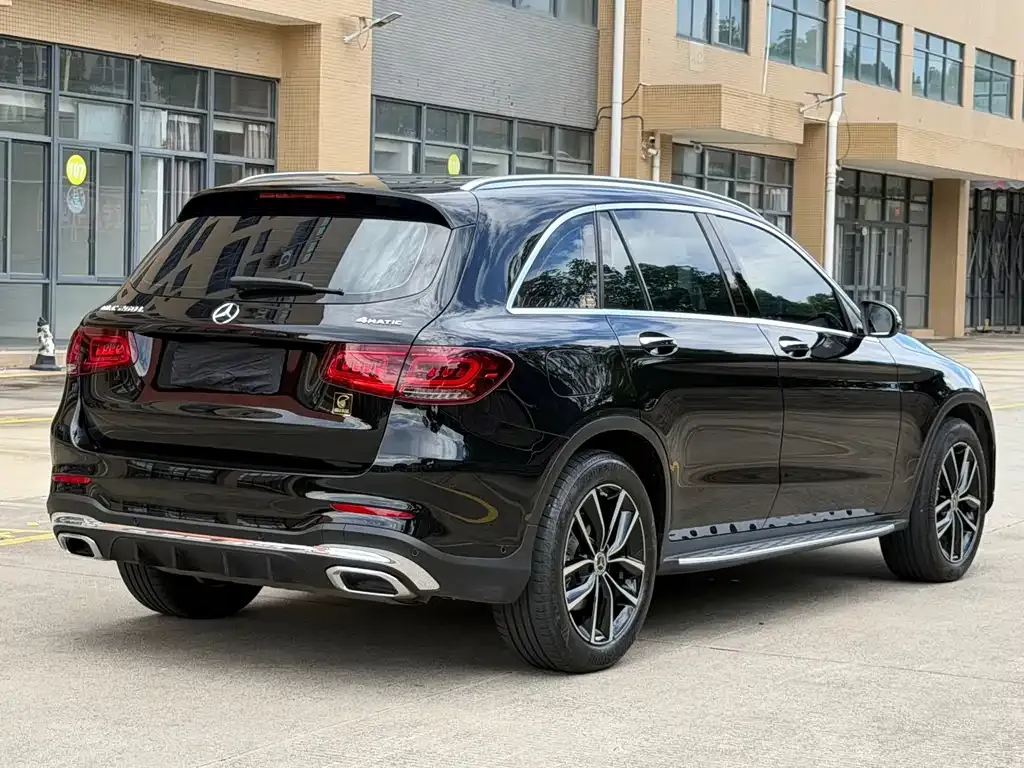 Mercedes-Benz GLC — фото 3