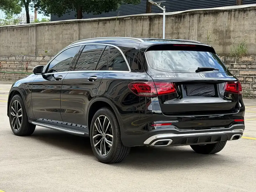Mercedes-Benz GLC — фото 9
