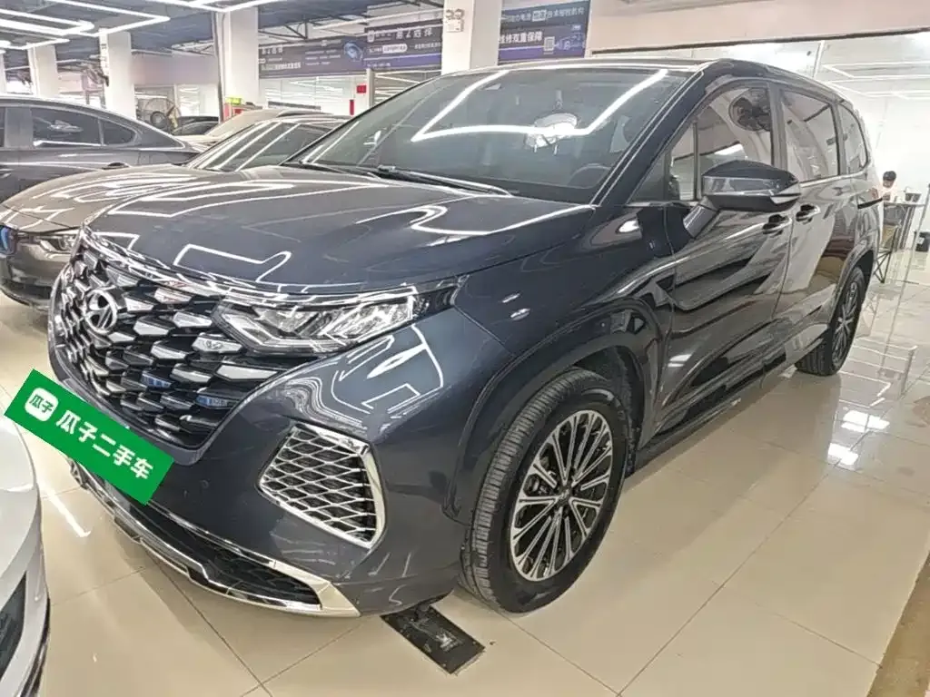 Hyundai Custo — фото 1