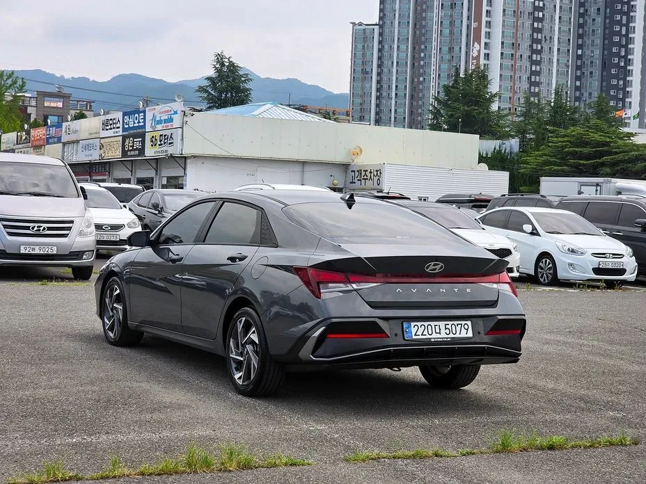 Hyundai AVANTE — фото 9