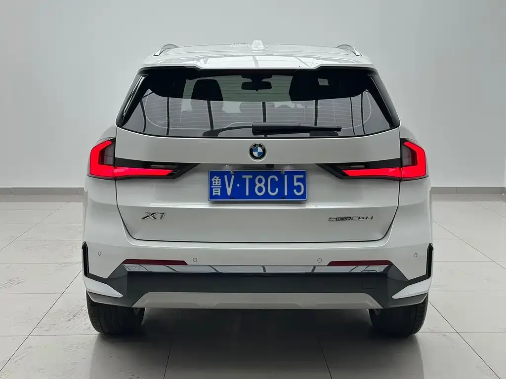 BMW X1 — фото 4