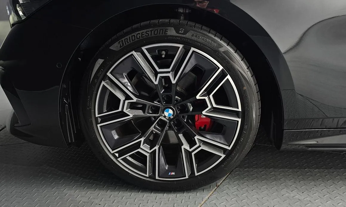 BMW 5-Series 2026 из KR, фото 8
