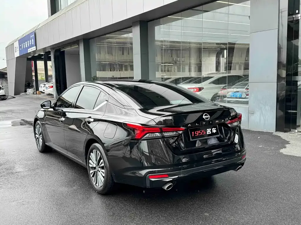 Nissan Teana — фото 2