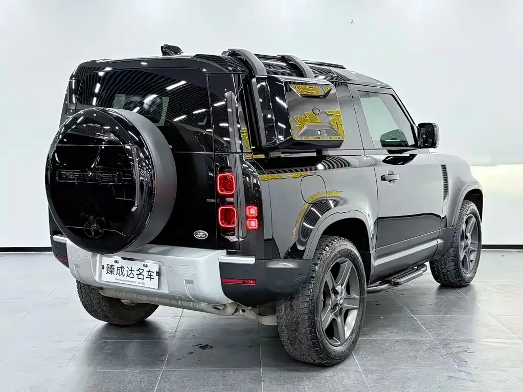Land Rover Defender — фото 4