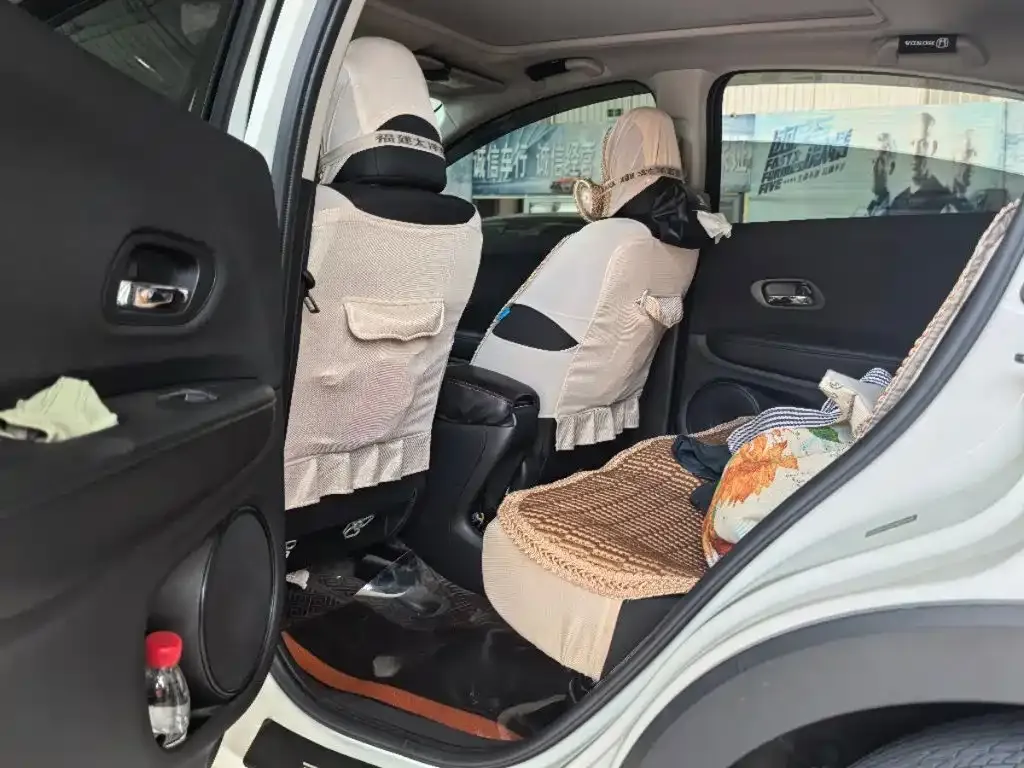 Honda Vezel 2022 из CN, фото 8