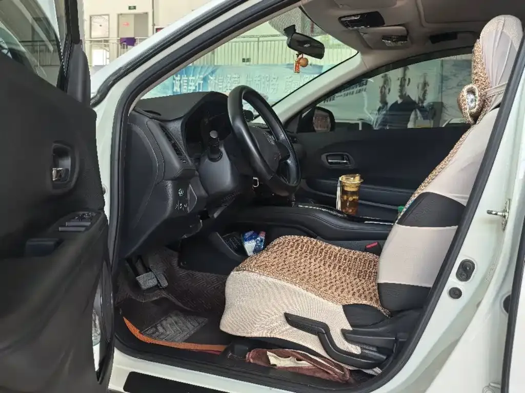 Honda Vezel 2022 из CN, фото 9