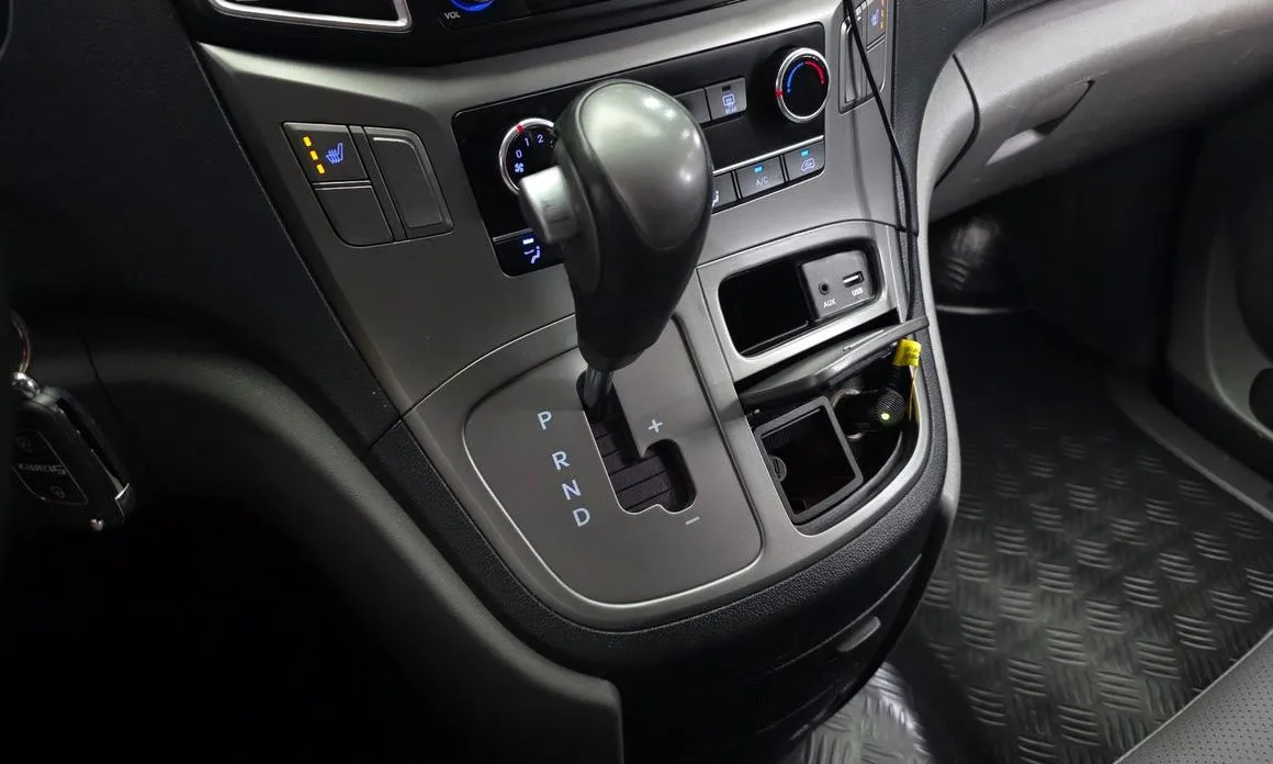 Hyundai Starex 2021 из KR, фото 8