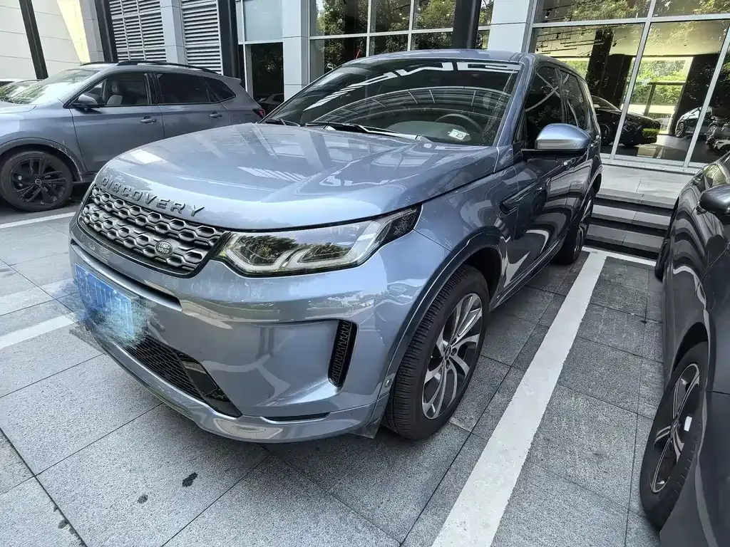 Land Rover Discovery Sport — фото 1