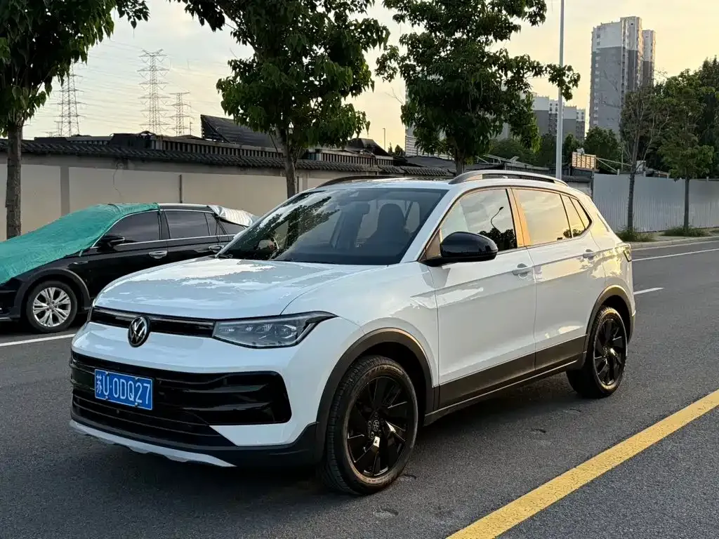 Volkswagen Tharu — фото 1