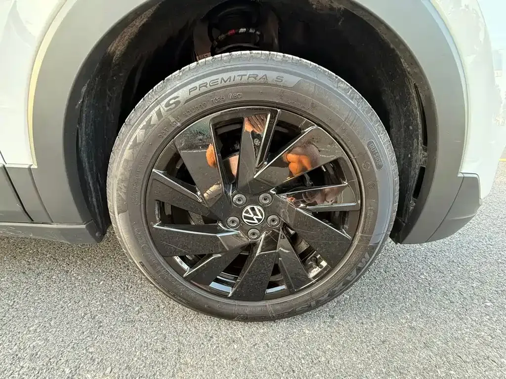 Volkswagen Tharu — фото 10
