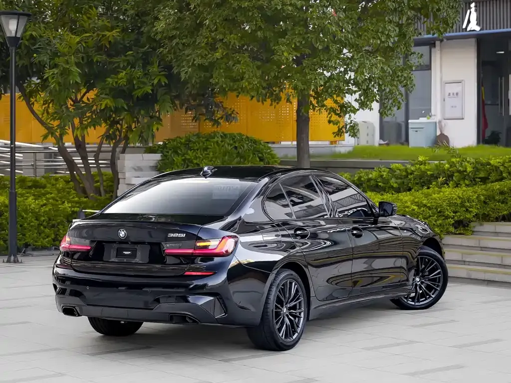 BMW 3 Series — фото 10