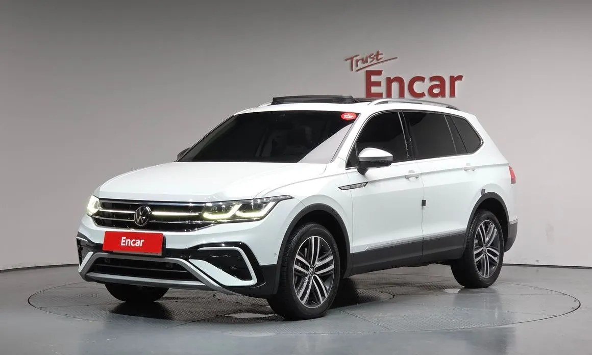 Volkswagen Tiguan — фото 1