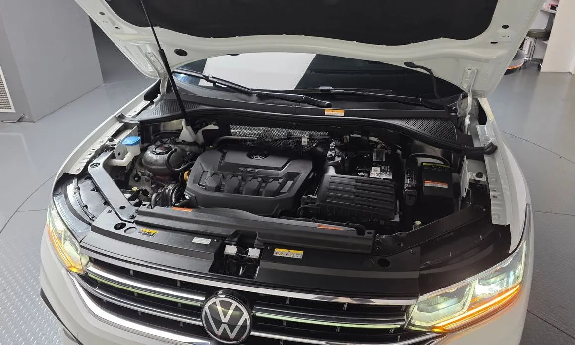 Volkswagen Tiguan — фото 7