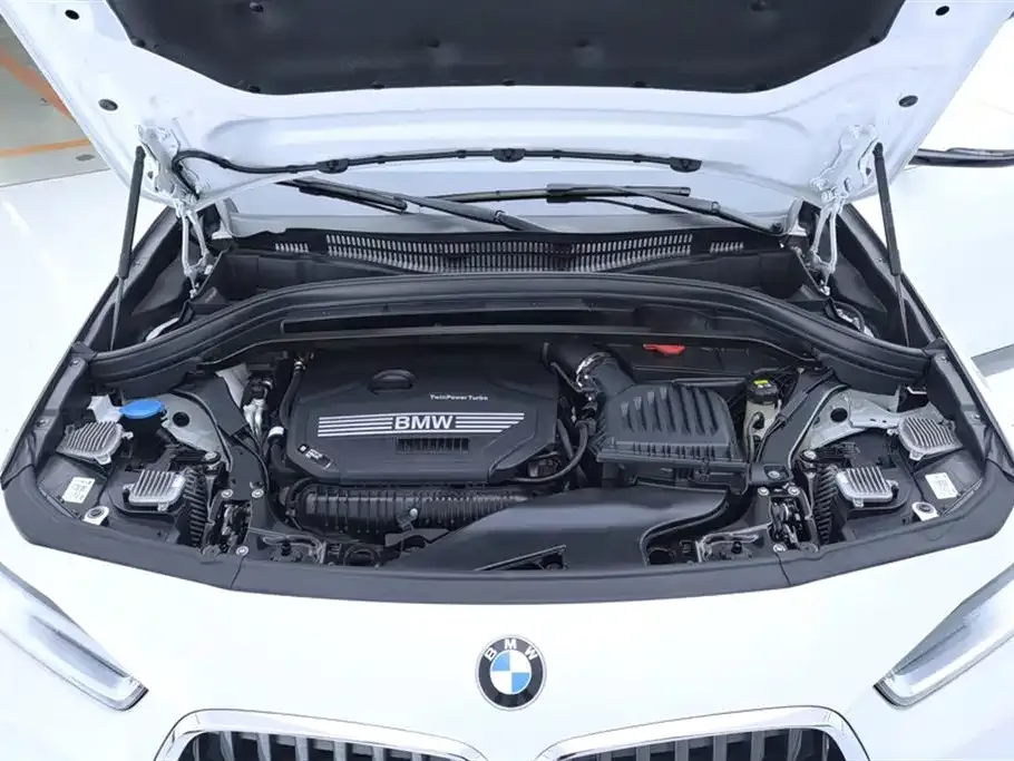 BMW X2 — фото 10
