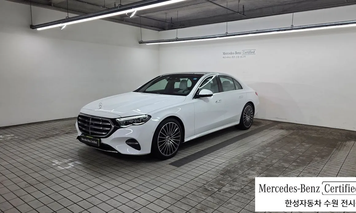 Mercedes-Benz E-Class — фото 1