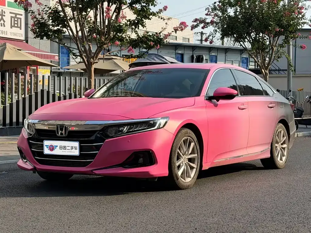 Honda Accord — фото 1