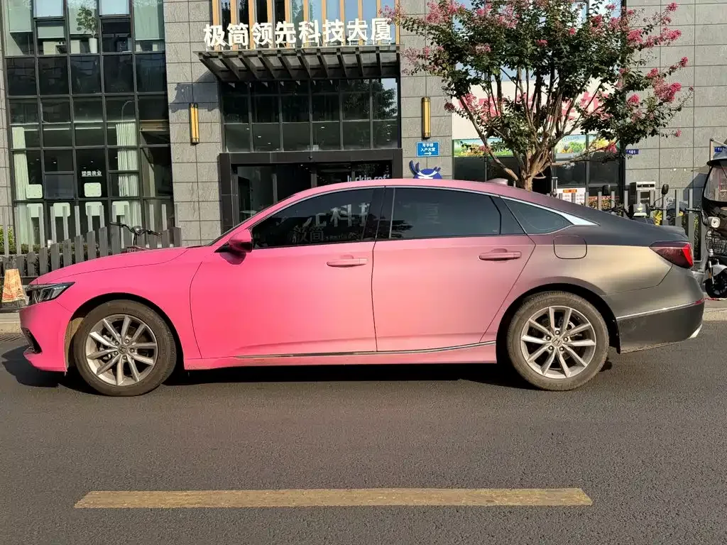 Honda Accord — фото 9