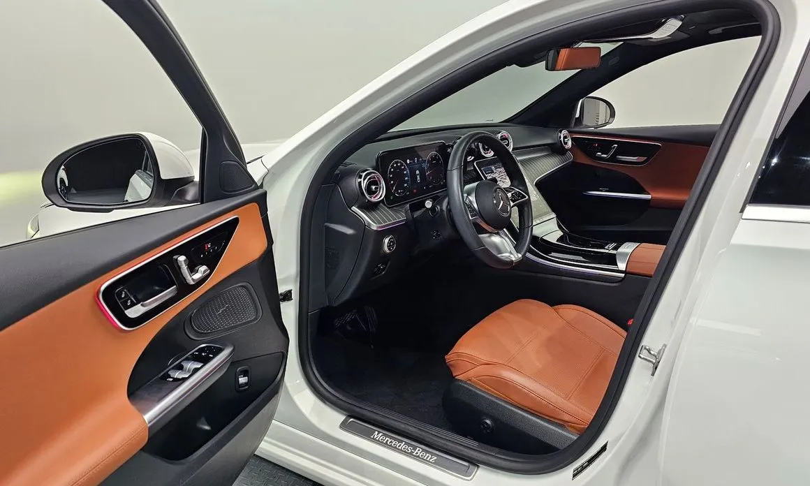 Mercedes-Benz C-Class 2023 из KR, фото 3
