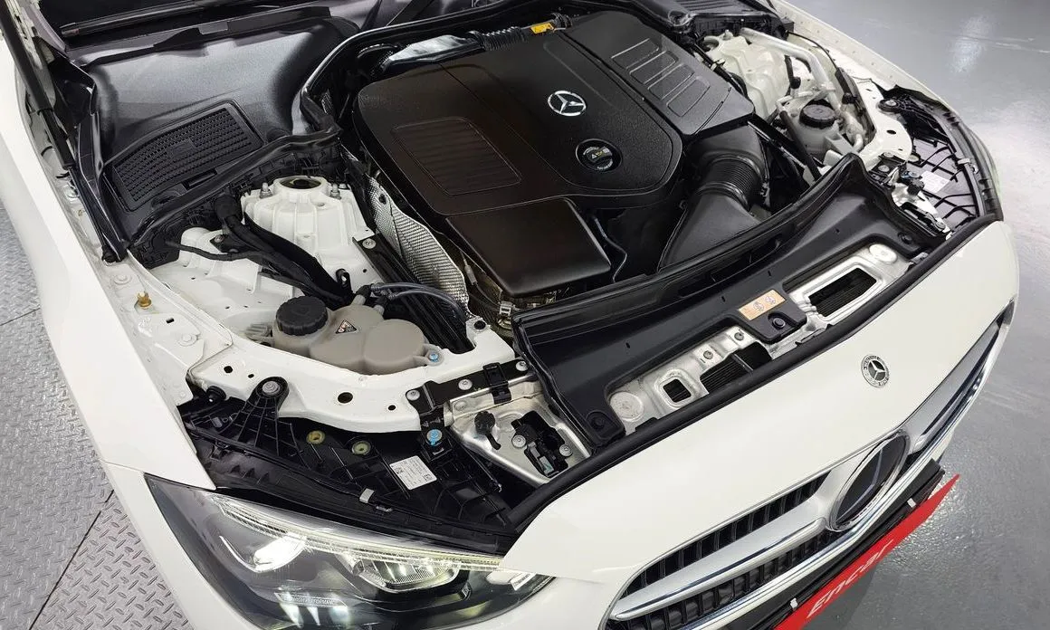 Mercedes-Benz C-Class 2023 из KR, фото 8