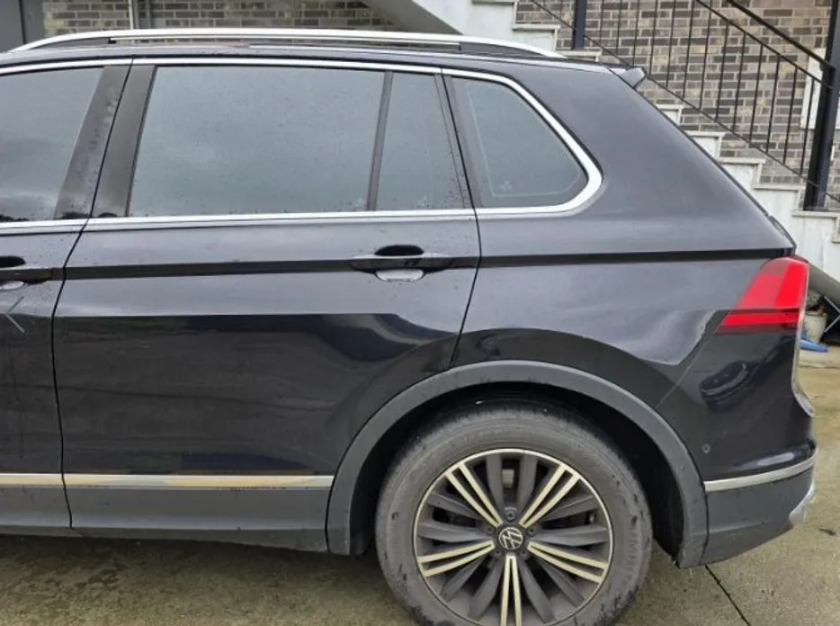 Volkswagen Tiguan — фото 10