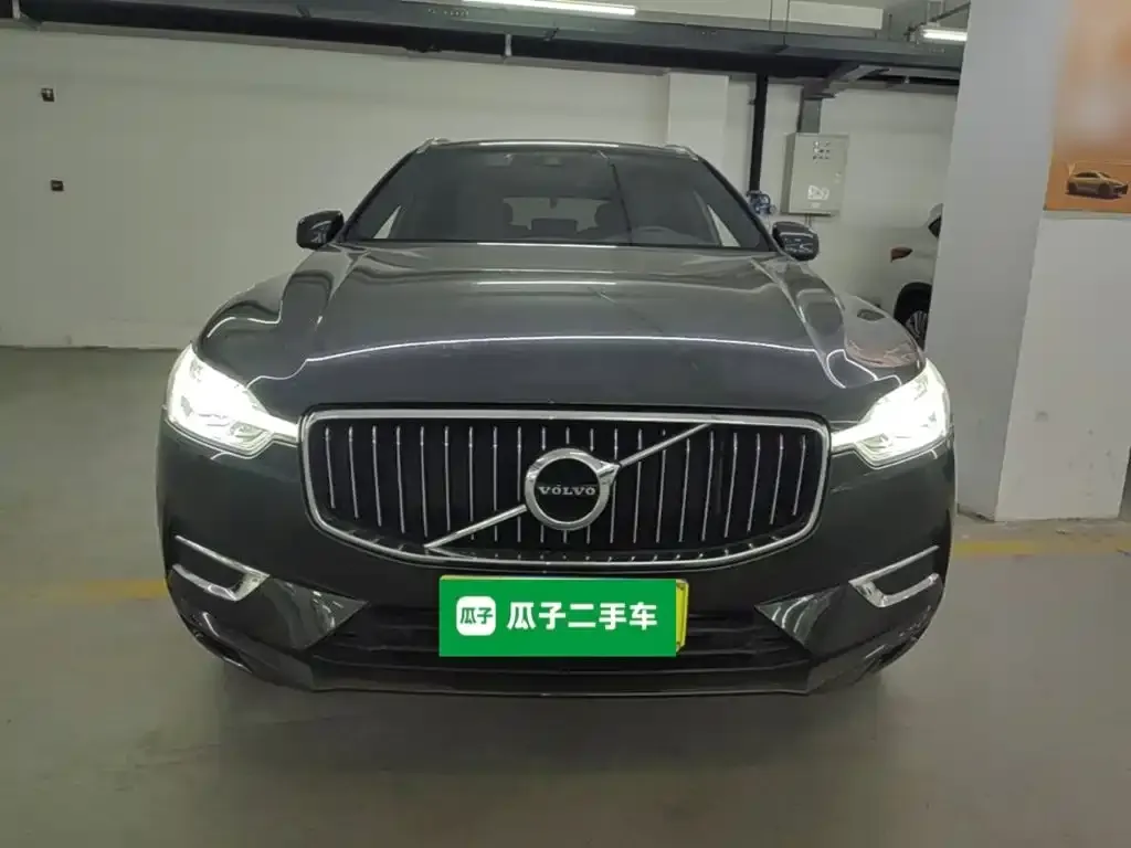 Volvo XC60 — фото 2