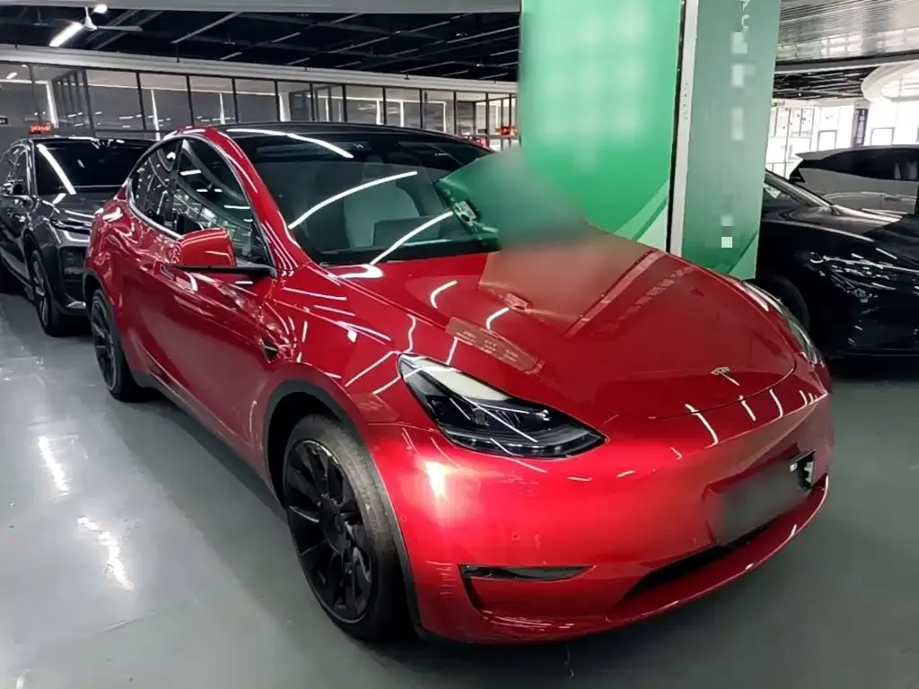 Tesla Model Y — фото 5