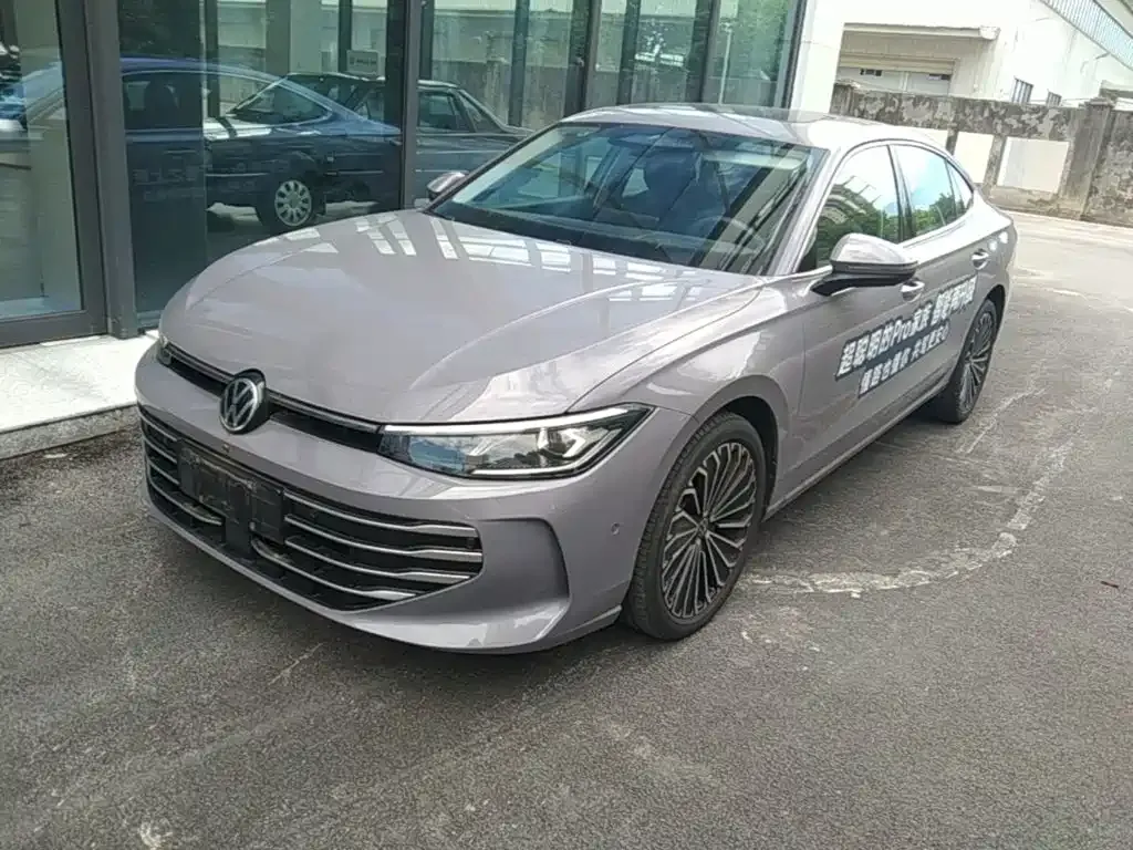 Volkswagen Passat — фото 3