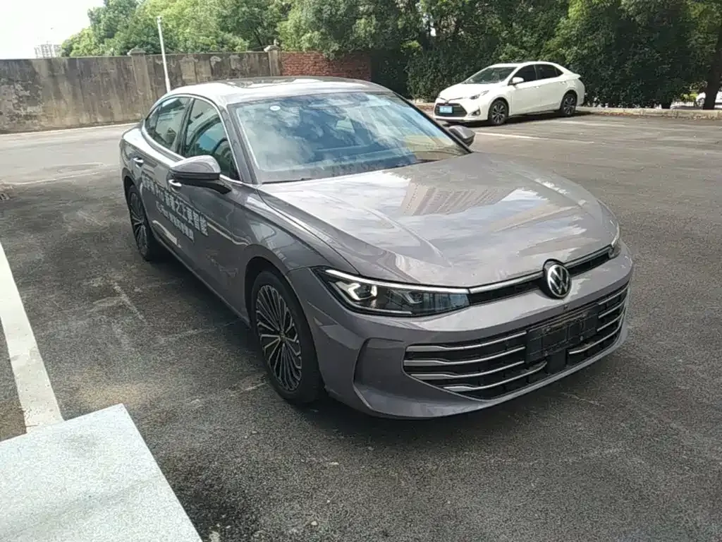 Volkswagen Passat — фото 5
