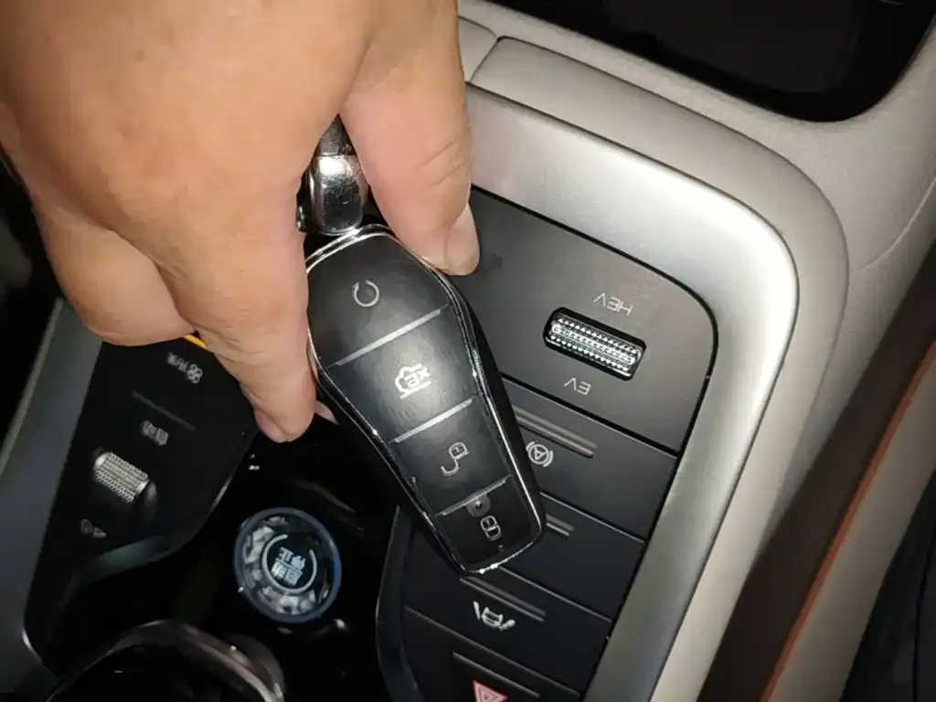 BYD Pro New Energy — фото 3