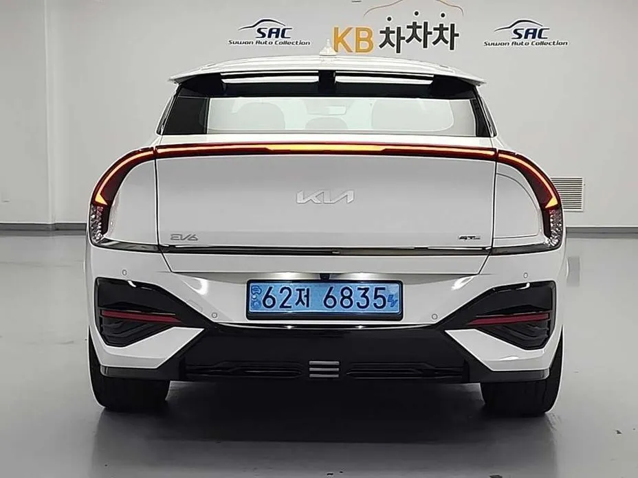 Kia EV6 — фото 2