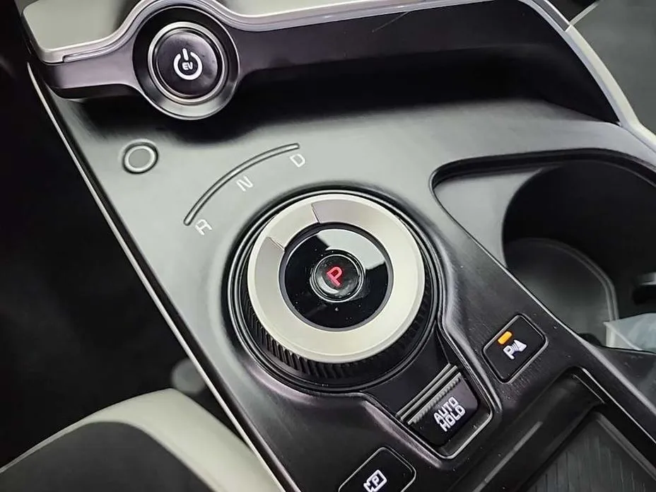 Kia EV6 — фото 3