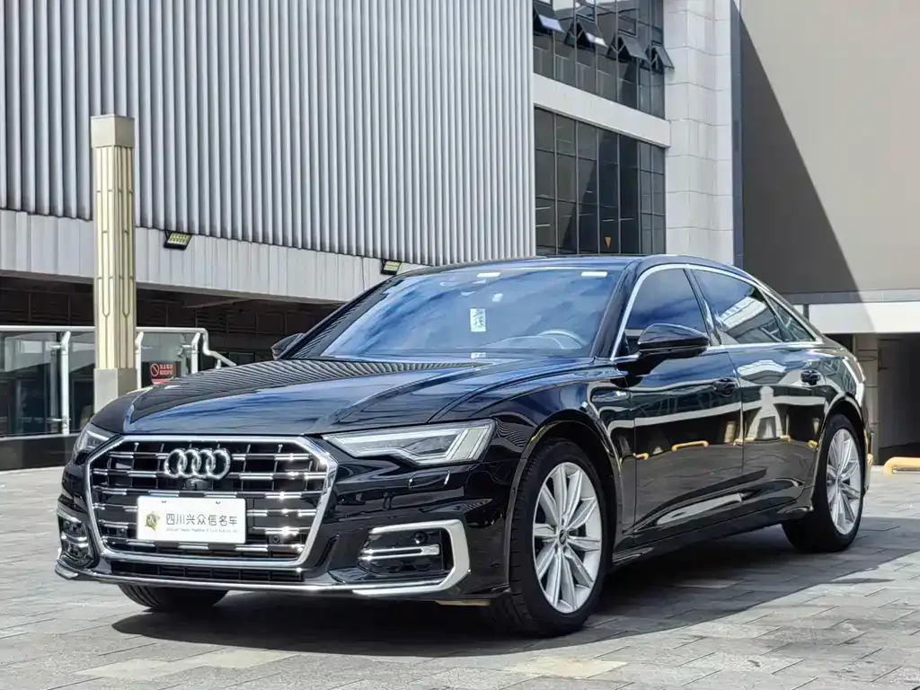 Audi A6L — фото 8