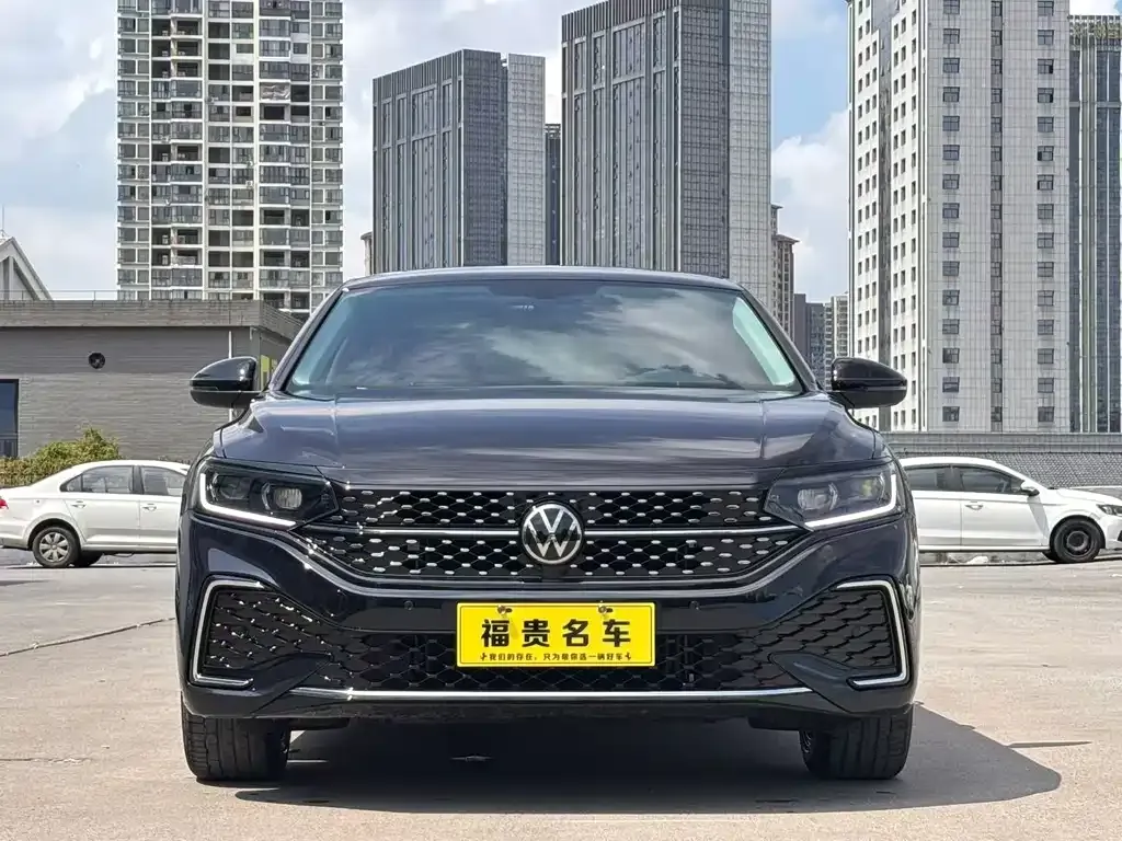 Volkswagen Passat — фото 5