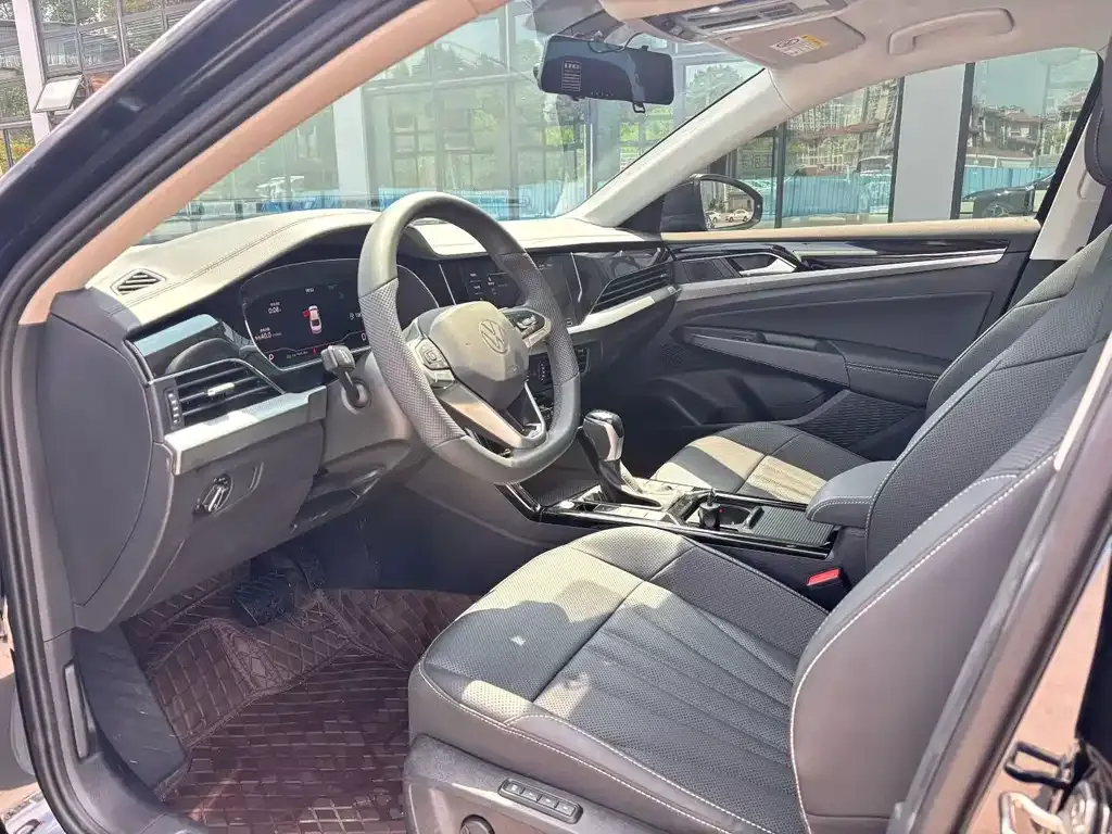 Volkswagen Passat — фото 6