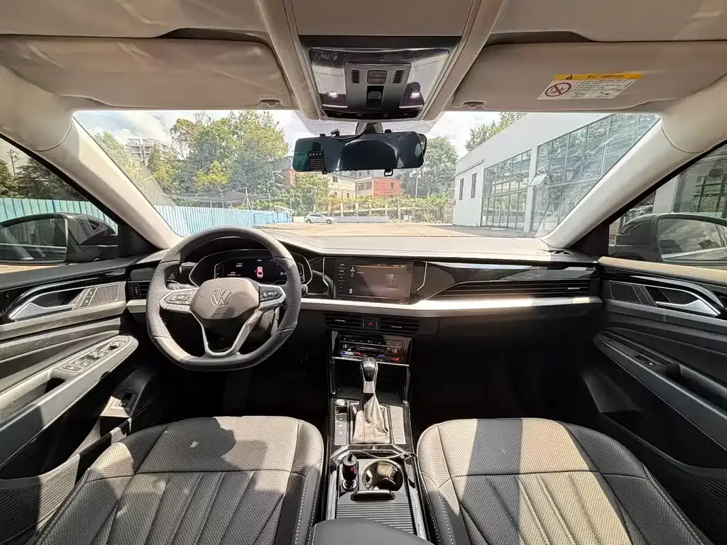 Volkswagen Passat — фото 9