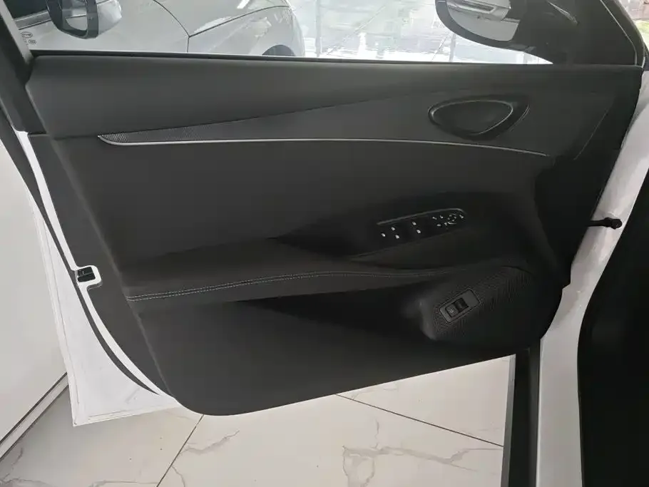 BYD Seal 06 DM-i Touring Edition — фото 5