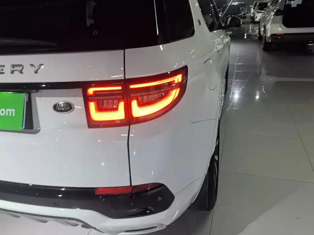 Land Rover Discovery Sport — фото 2