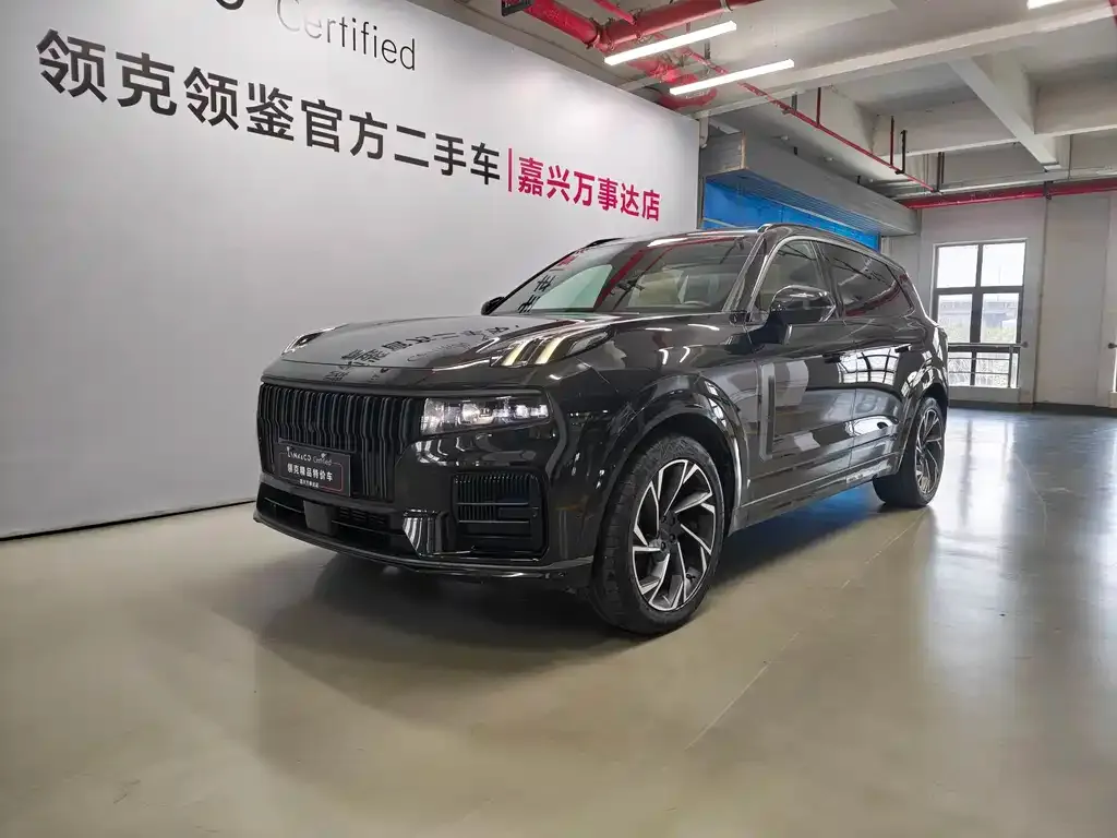 Lynk & Co 09