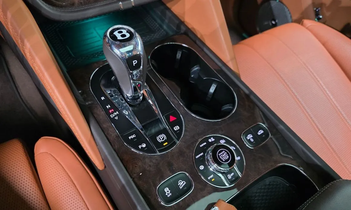 Bentley Bentayga 2022 из KR, фото 8