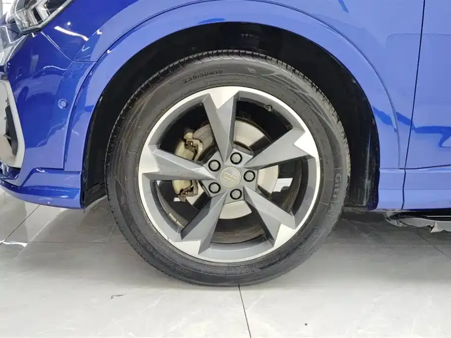 Audi Q3 2021 из CN, фото 8