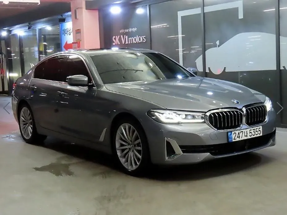 BMW 5-Series — фото 1