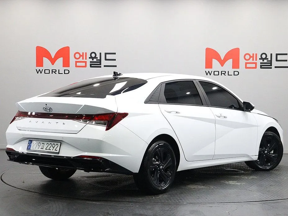 Hyundai AVANTE — фото 7