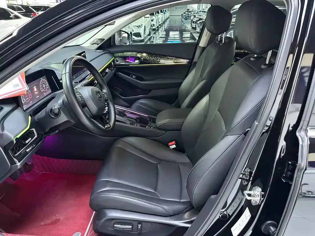Honda Inspire 2024 из CN, фото 8