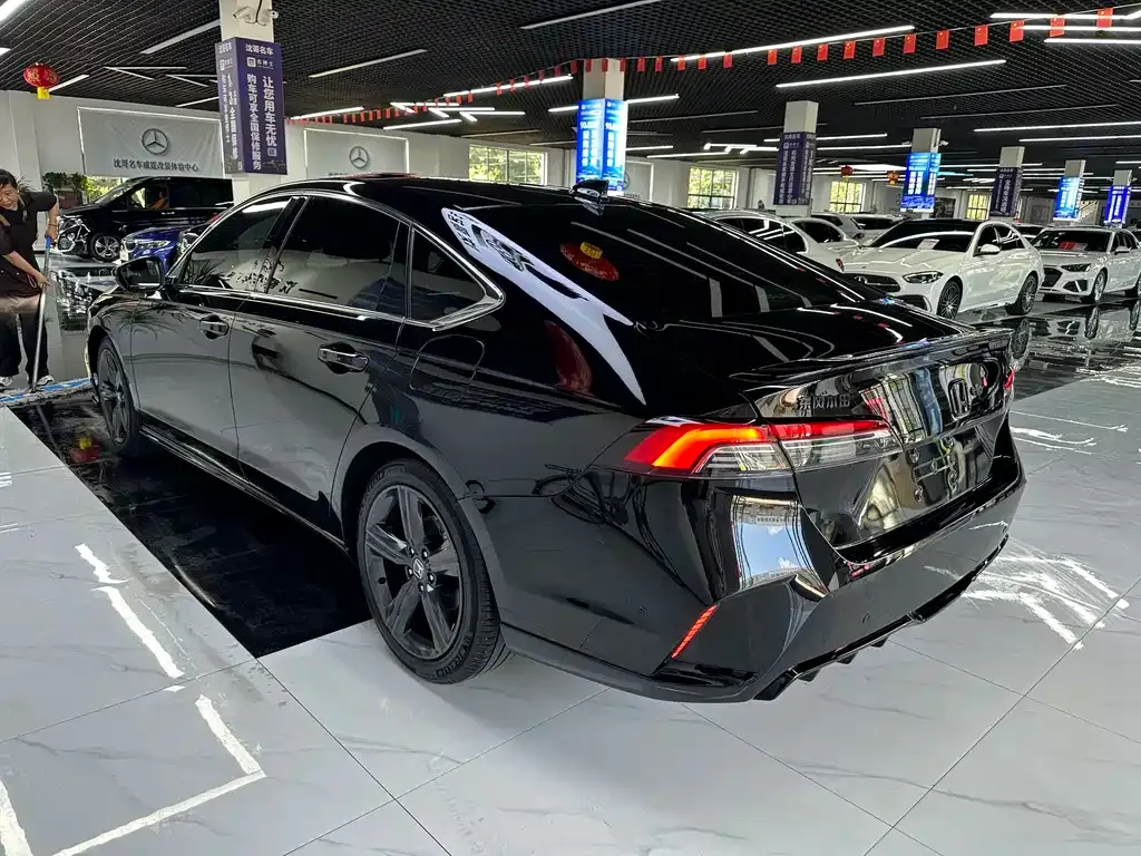 Honda Inspire 2024 из CN, фото 9